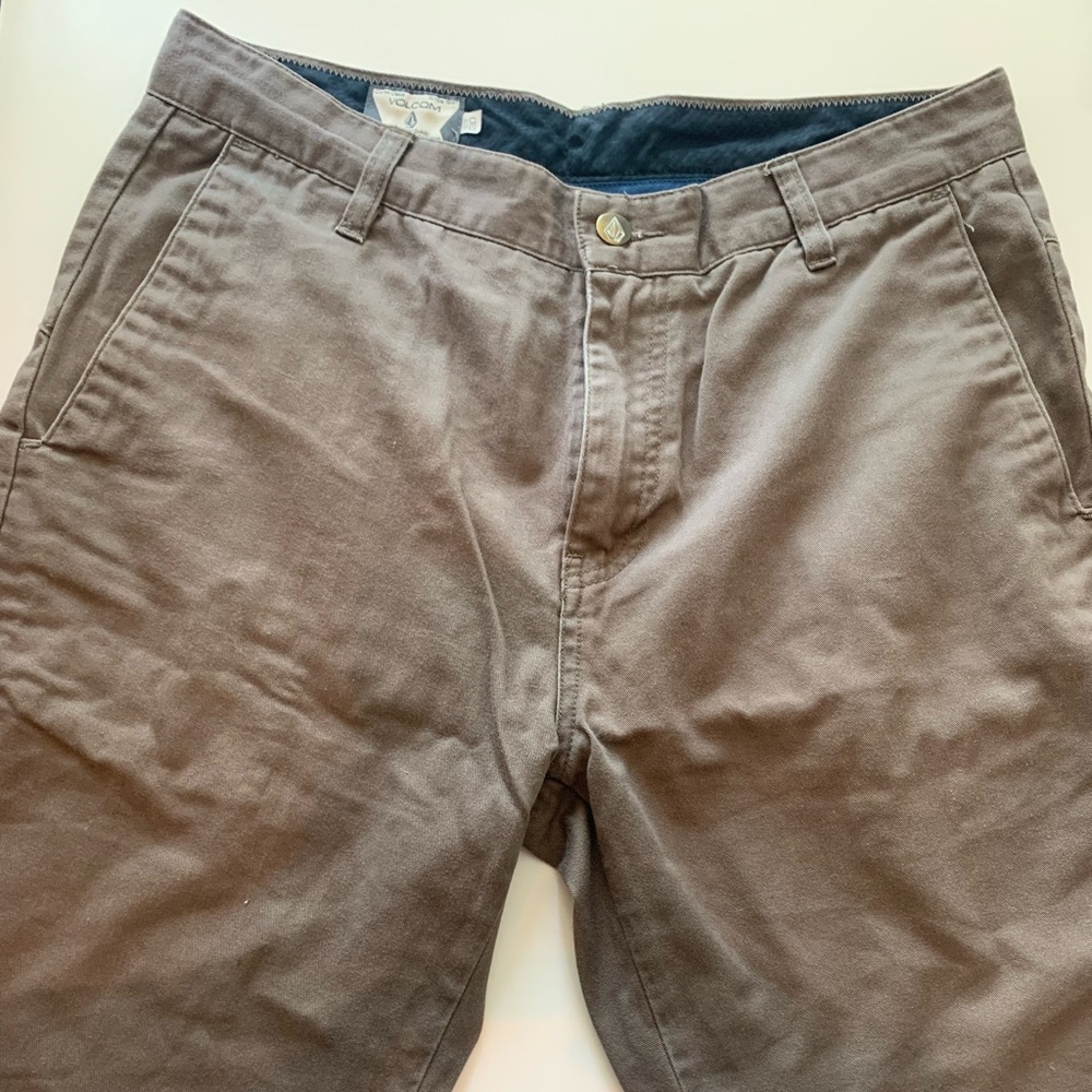 volcom khaki menswear shorts size 30
